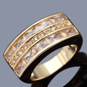 NWOT YGF Champagne Topaz Fashion Ring